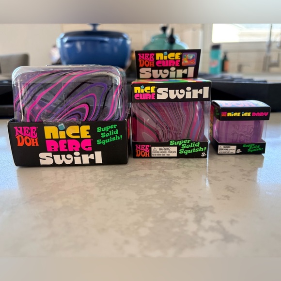 Needoh Nice Berg, cube, and baby trio! Swirl Neon Pink & Purple Squish Toy - Picture 2 of 2
